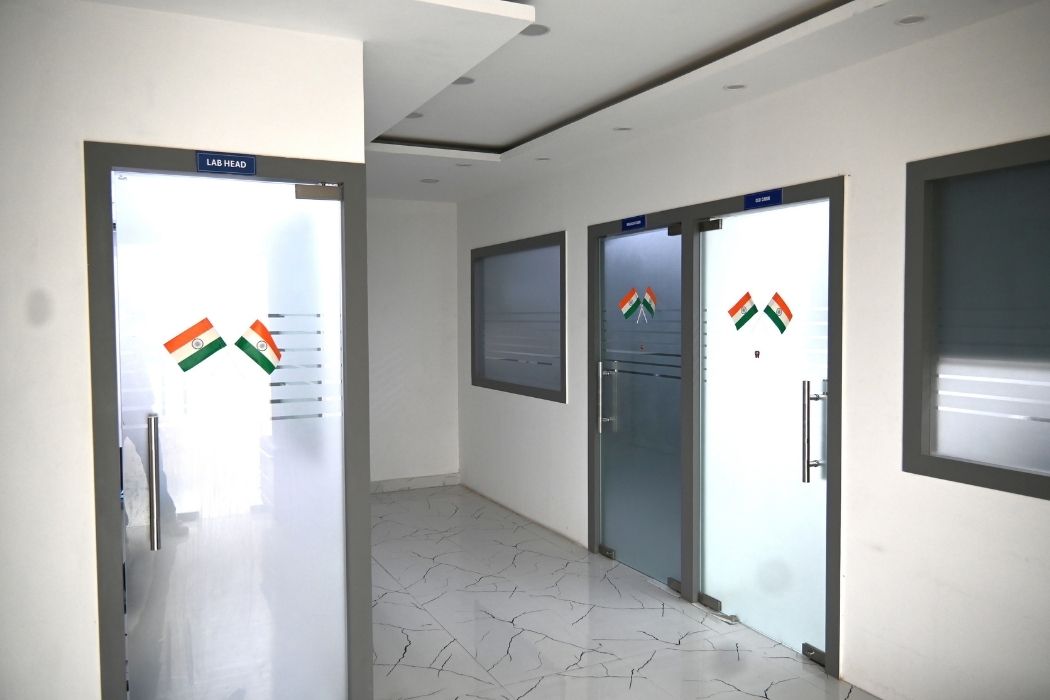 Our Working Lab: A Closer Look - ITC Lab Our Working Lab: A Closer Look - ITC Lab