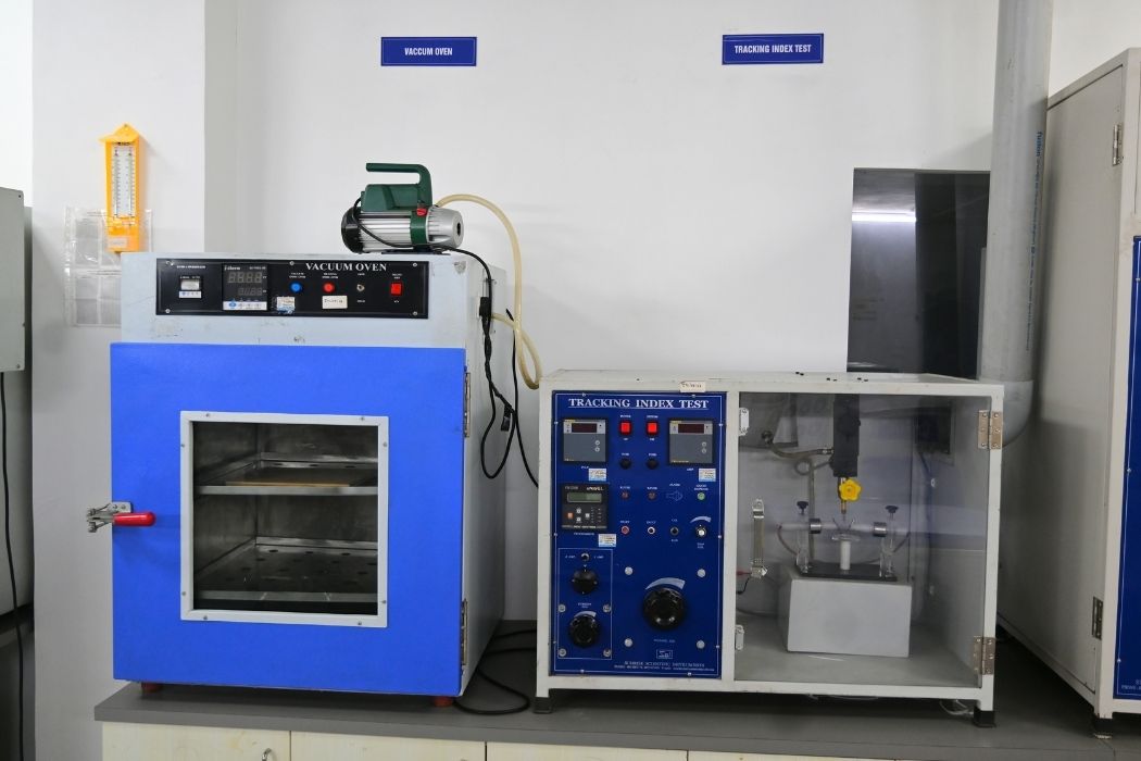 Our Working Lab: A Closer Look - ITC Lab Our Working Lab: A Closer Look - ITC Lab
