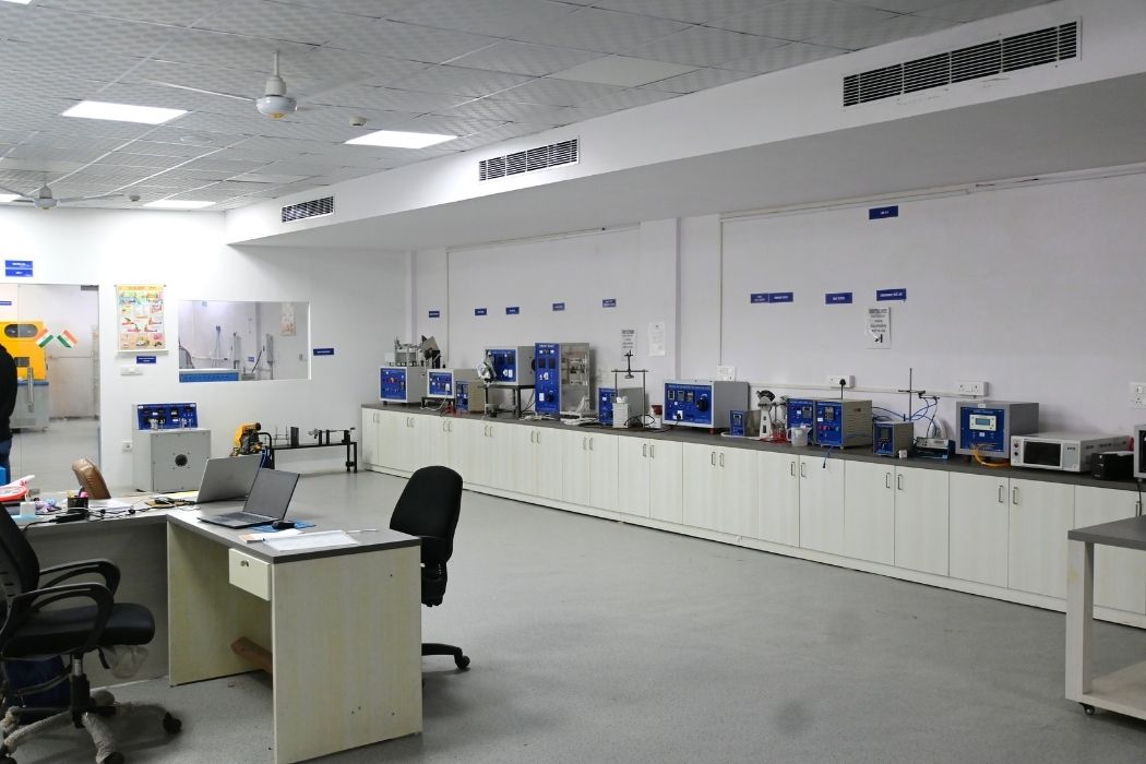 Our Working Lab: A Closer Look - ITC Lab Our Working Lab: A Closer Look - ITC Lab