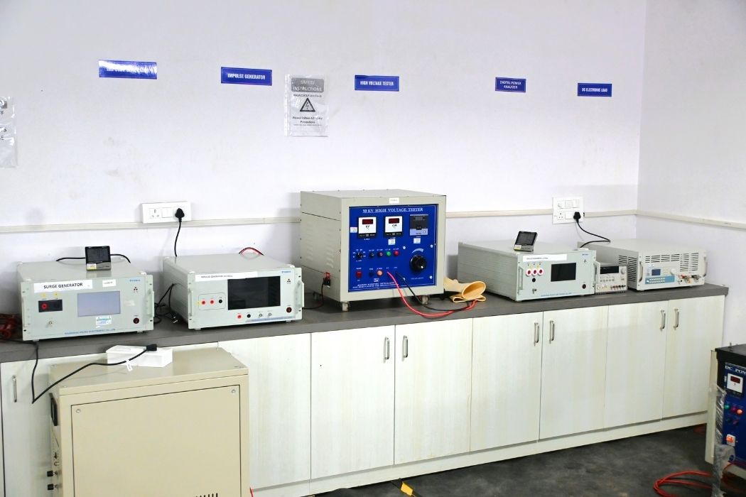 Our Working Lab: A Closer Look - ITC Lab Our Working Lab: A Closer Look - ITC Lab