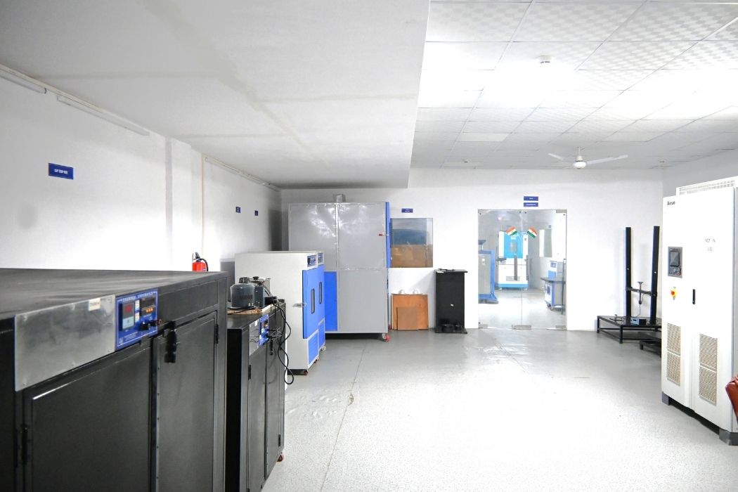 Our Working Lab: A Closer Look - ITC Lab Our Working Lab: A Closer Look - ITC Lab