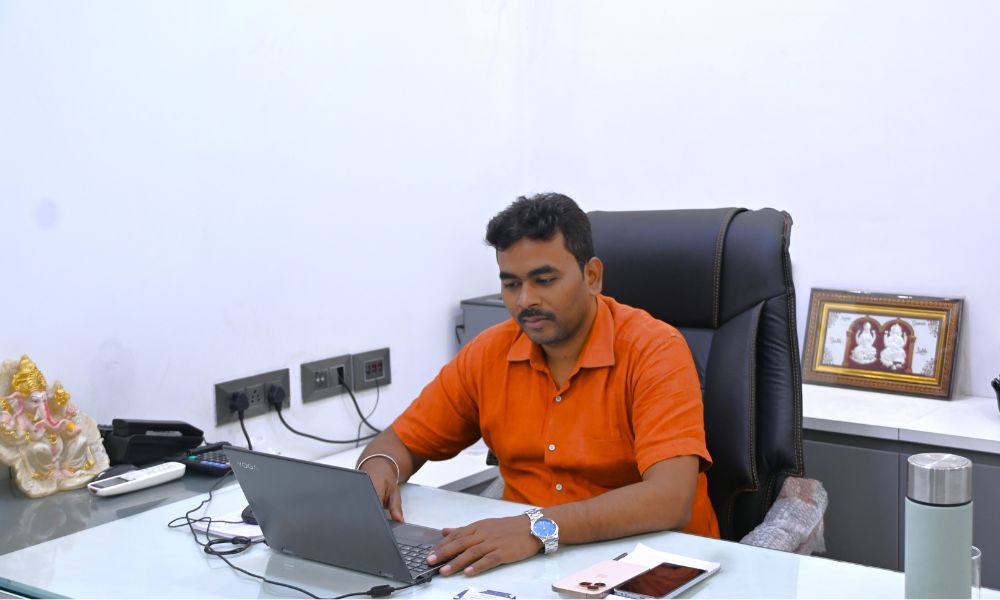 Behind the Scenes: Our Lab at Work - ITC Lab Behind the Scenes: Our Lab at Work - ITC Lab