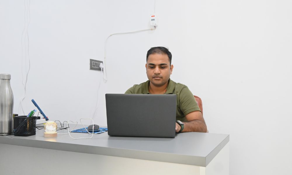 Behind the Scenes: Our Lab at Work - ITC Lab Behind the Scenes: Our Lab at Work - ITC Lab