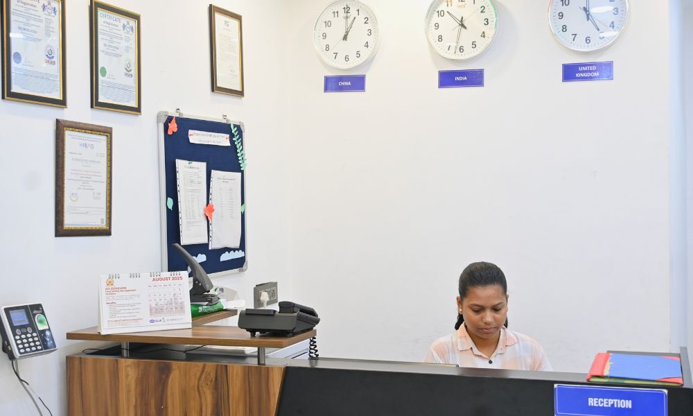 Behind the Scenes: Our Lab at Work - ITC Lab Behind the Scenes: Our Lab at Work - ITC Lab