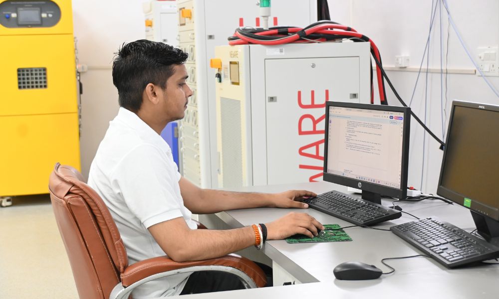 Behind the Scenes: Our Lab at Work - ITC Lab Behind the Scenes: Our Lab at Work - ITC Lab